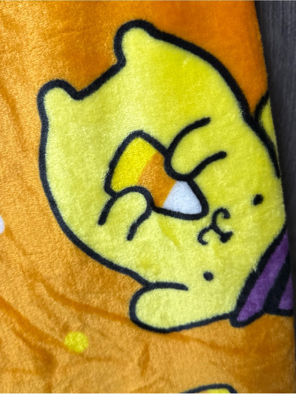 New Hello Kitty & Friends Candy Corn Crew Orange Halloween Blanket On Hanger - Picture 7 of 8